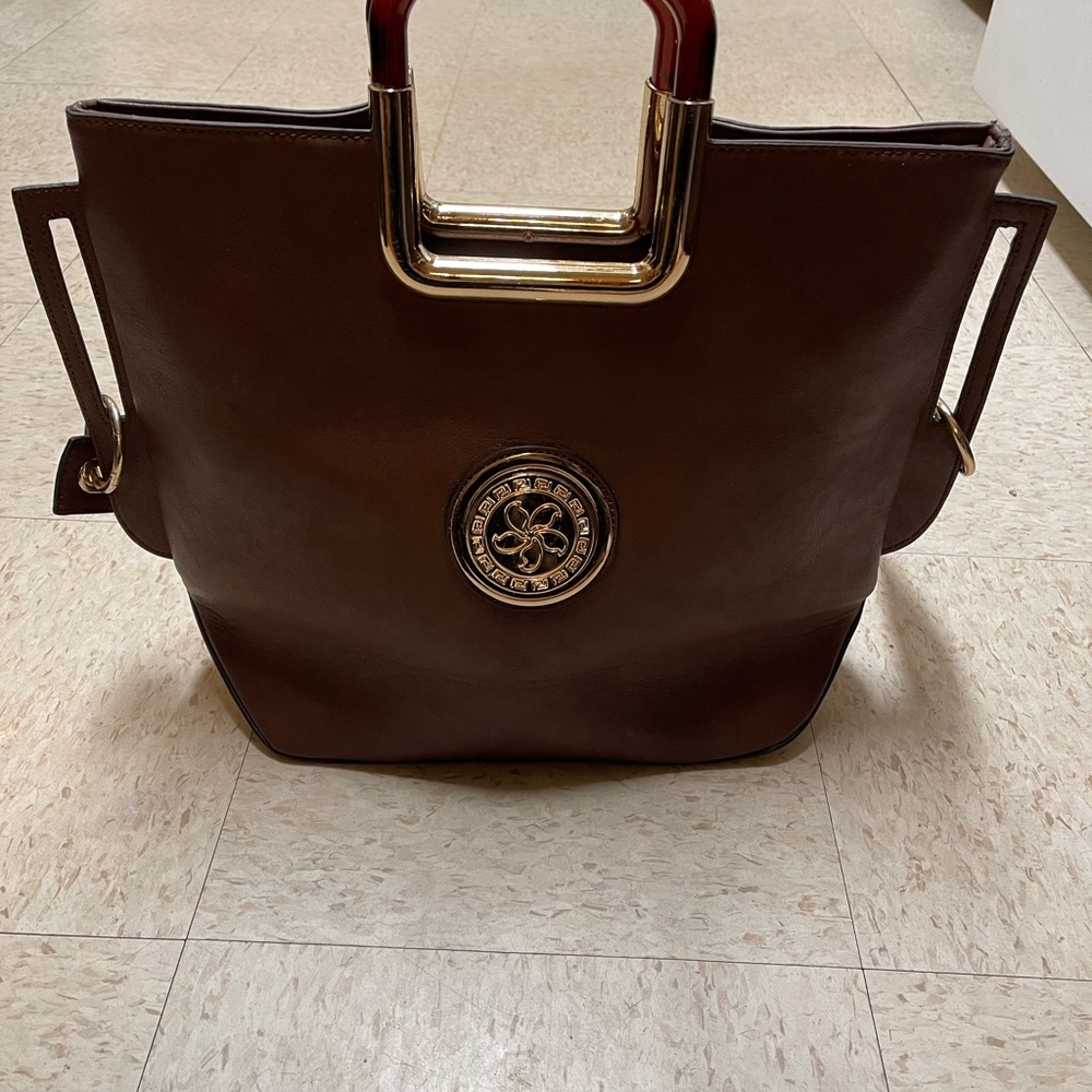 Elegant Brown Tote Bag - Picture 1 of 8
